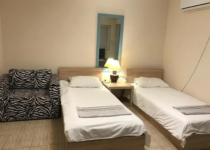 게스트하우스 Ssenyange 3*